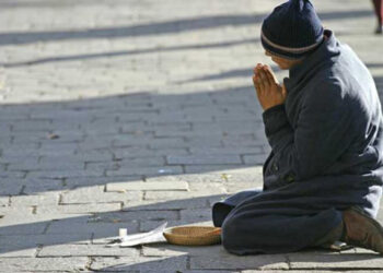 Cerșitul însoțit cu simularea unei dizabilități va fi sancționat