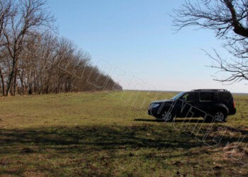 Moldoveni cercetați pentru organizarea traversării ilegale a hotarului de către ucraineni