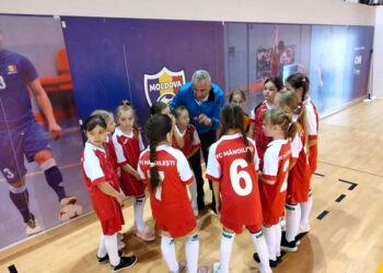 În comuna Mănoilești  se optează pentru sport  și egalitate de gen pentru tineri