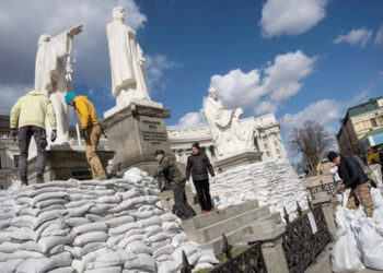 Rusia, învinuită de masacru în Bucea, Ucraina