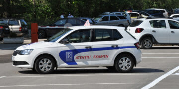 De azi este pusă în aplicare noua metodologie de organizare şi desfăşurare a examinării în vederea obţinerii dreptului de a conduce vehicule