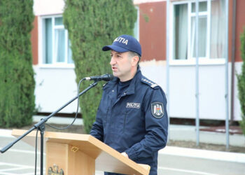 Un copil de 3 ani, prins între dărâmăturile a două transformatoare