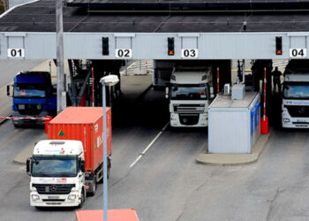 Șeful Autorității Vamale Române: Vom stabili coridoare dedicate camioanelor goale