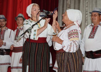 „Tudorițele” de 30 de ani sunt promotori  ai tradițiilor și obiceiurilor din Todirești