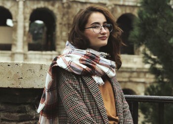 Nadejda Butnaru — ungheneanca  care a devenit șefă de promoție  la un colegiu din România