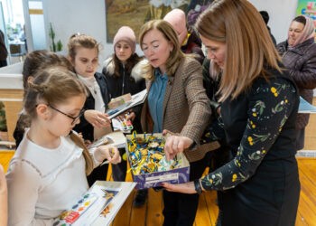 Femeile din Moldova și Ucraina pentru pace și liderism