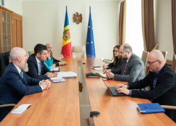 Investițiile urgente în sectorul energetic discutate la nivel înalt