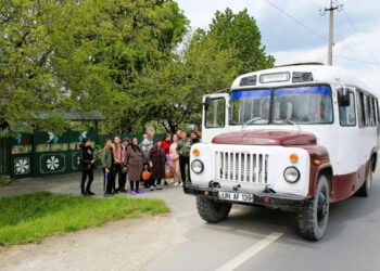 Poveste de dragoste pe patru roți
