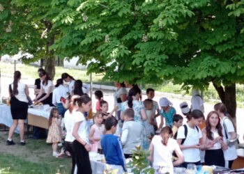 Târg de caritate în cadrul  Zilei Copiilor  la Biblioteca Publică Drujba
