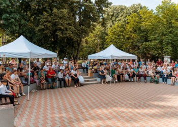 ,,Speranța departe de casă”