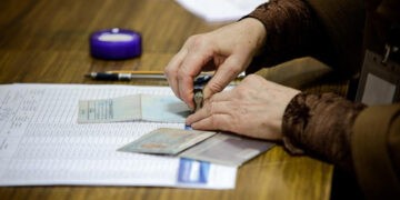 Precizări privind condițiile speciale pentru a vota la alegerile locale din 5 noiembrie