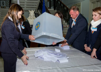 Au fost constituite consiliile electorale de circumscripție