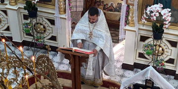 Opt ani de dăruire – povestea  preotului care a adus Lumină în comunitate