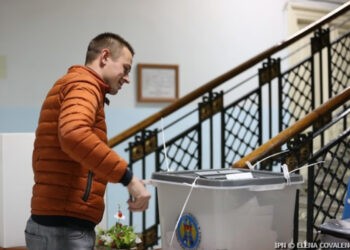 Studenții vor putea vota la alegerile locale chiar dacă și-au schimbat reședința după 5 august