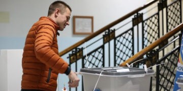 Studenții vor putea vota la alegerile locale chiar dacă și-au schimbat reședința după 5 august