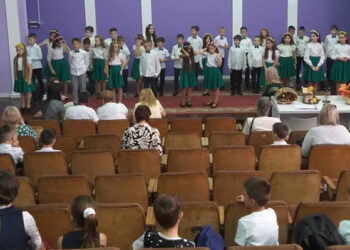 Nepoții împreună cu bunicii  au creat amintiri de neuitat