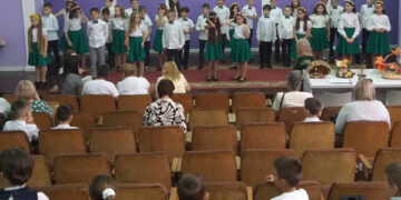 Nepoții împreună cu bunicii  au creat amintiri de neuitat