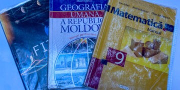 33 de titluri noi de manuale au ajuns în școli