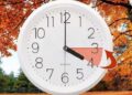 Ora de iarnă 2023: Când se dau ceasurile înapoi și noaptea devine mai lungă
