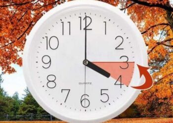 Ora de iarnă 2023: Când se dau ceasurile înapoi și noaptea devine mai lungă