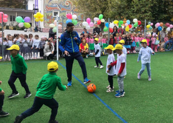 Primul teren sportiv multifuncțional din Ungheni,  inițiat de o grădiniță, deschis oficial