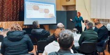 Mai aproape de tineri prin colaborare