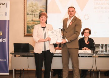 Primăriile Ungheni și Cahul: primele Certificate ISO din țară  pentru managementul calității și anti-mită