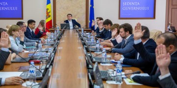 Indemnizația unică la nașterea copilului crește la 20 de mii de lei din 1 ianuarie 2024
