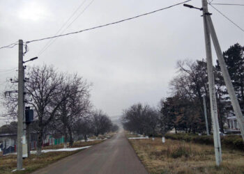 Lumină „europeană” la Negurenii Vechi, conectată după consultarea comunității