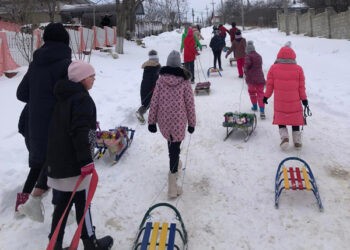 Solidaritate și bucurie în Cetireni
