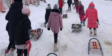 Solidaritate și bucurie în Cetireni