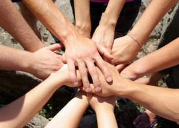 Comisia Europeană va oferi granturi pentru organizațiile din domeniul drepturilor omului