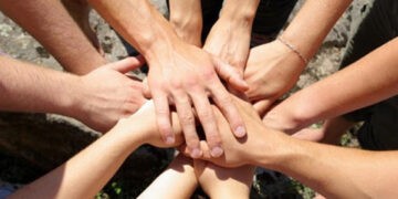 Comisia Europeană va oferi granturi pentru organizațiile din domeniul drepturilor omului