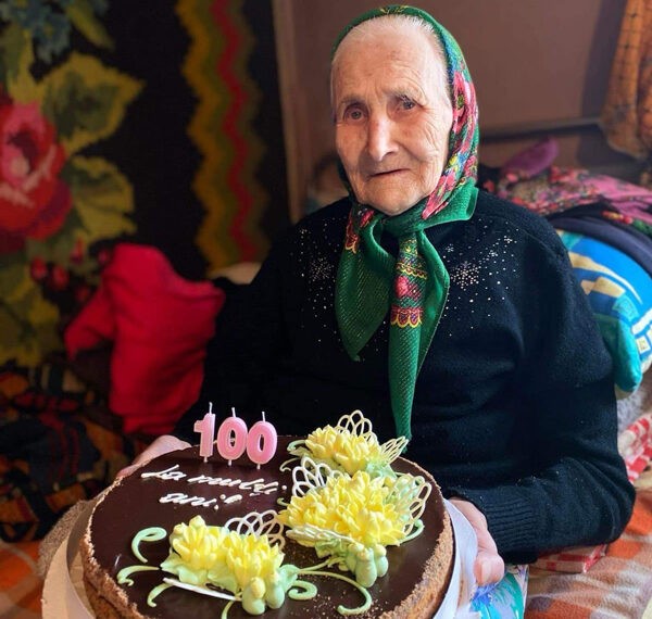 Maria Tîrsînă, femeia care a înfruntat timpul cu dârzenie