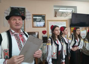 Formația folclorică „Codreanca” de la Mînzătești aduce primăvara în inimi