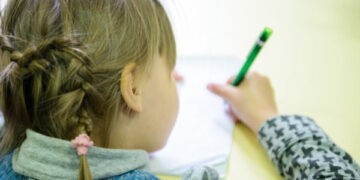 Indemnizațiile zilnice pentru copiii aflați în servicii de plasament se majorează cu 13,4%