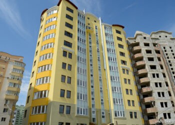 Statul se împrumută pentru a construi locuințe sociale și a repara cămine studențești și aziluri de bătrâni