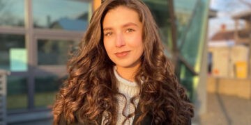 Elena Starciuc, ungheneanca care îmbină jobul cu facultatea și voluntariatul la Timișoara