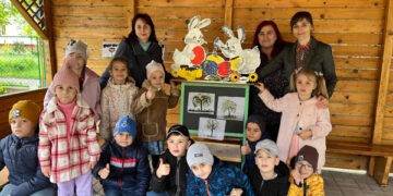 Au pictat, desenat și de Florii s-au bucurat