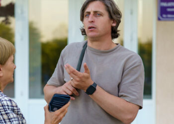 Ion Jitari: „Actor pe scenă și critic social în online”