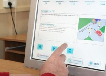 În testele la proba teoretică pentru carnetul auto vor fi integrate noi întrebări