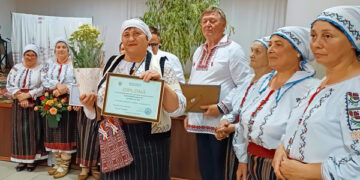 Popas sărbătoresc în zi de Ispas la Petrești