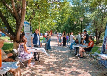 La Ungheni a avut loc un târg al locurilor de muncă pentru tineri