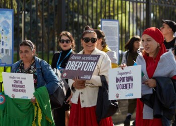 Romii de lângă noi. Cum îi cunoaștem mai bine și îi acceptăm