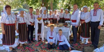 „Hora Sânzienelor” 2024: Premiul I – Formația „Datina” din Petrești