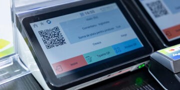 Cumpărături prin scanarea unui QR. Sistemul MIA Plăți Instant devine disponibil și pentru antreprenori
