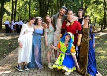 Edgar Bunea: „Am înființat această trupă  din setea și nevoia de Artă”