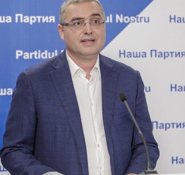 Renato Usatîi: Indexarea pensiei cel puțin la nivelul inflației trebuie introdusă în Constituție, ca să le asigurăm protecție pensionarilor noștri!