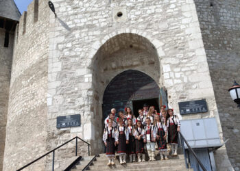 Formația „Codreanca” din Mânzătești a încântat vizitatorii Cetății Soroca