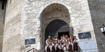 Formația „Codreanca” din Mânzătești a încântat vizitatorii Cetății Soroca